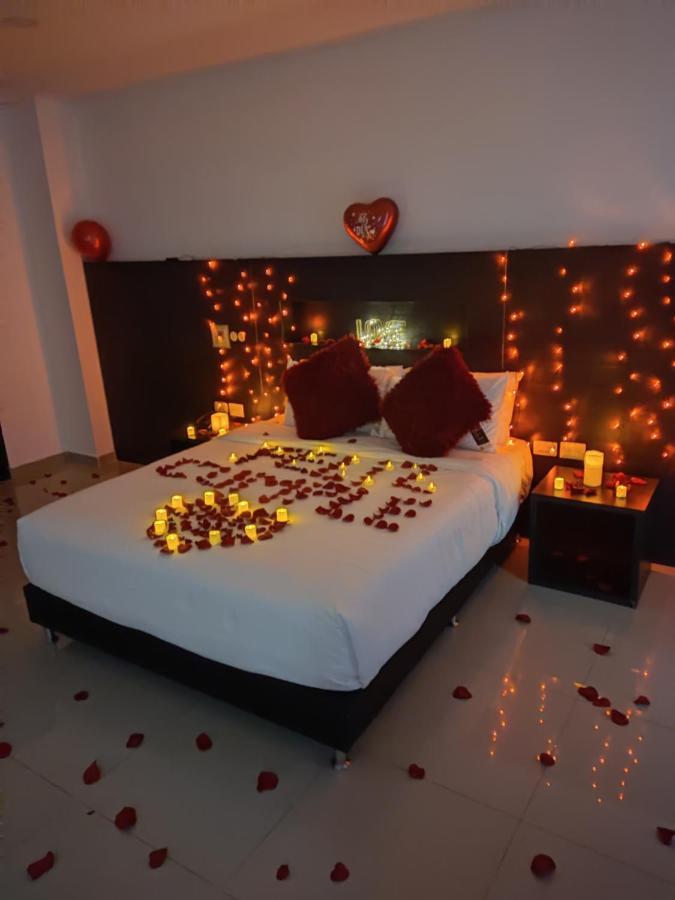 Hotel Quarta Avenida Монтерия Экстерьер фото