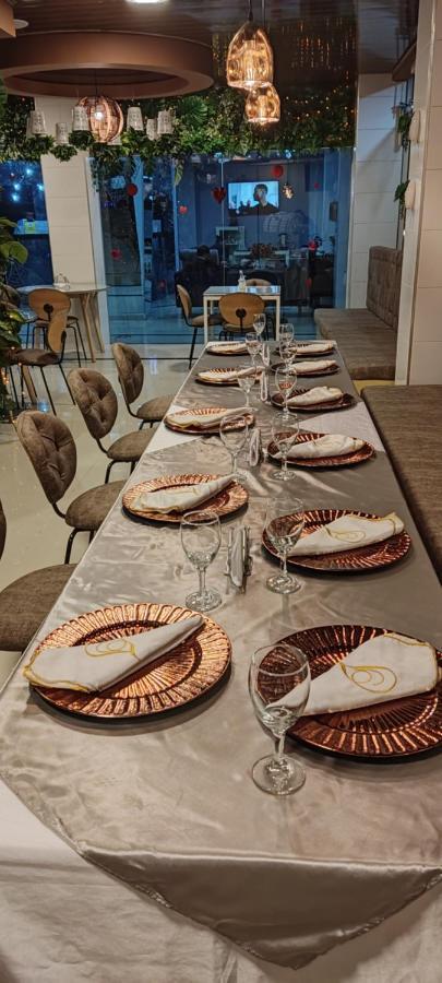 Hotel Quarta Avenida Монтерия Экстерьер фото