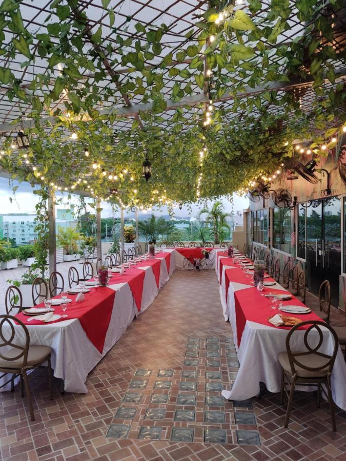 Hotel Quarta Avenida Монтерия Экстерьер фото
