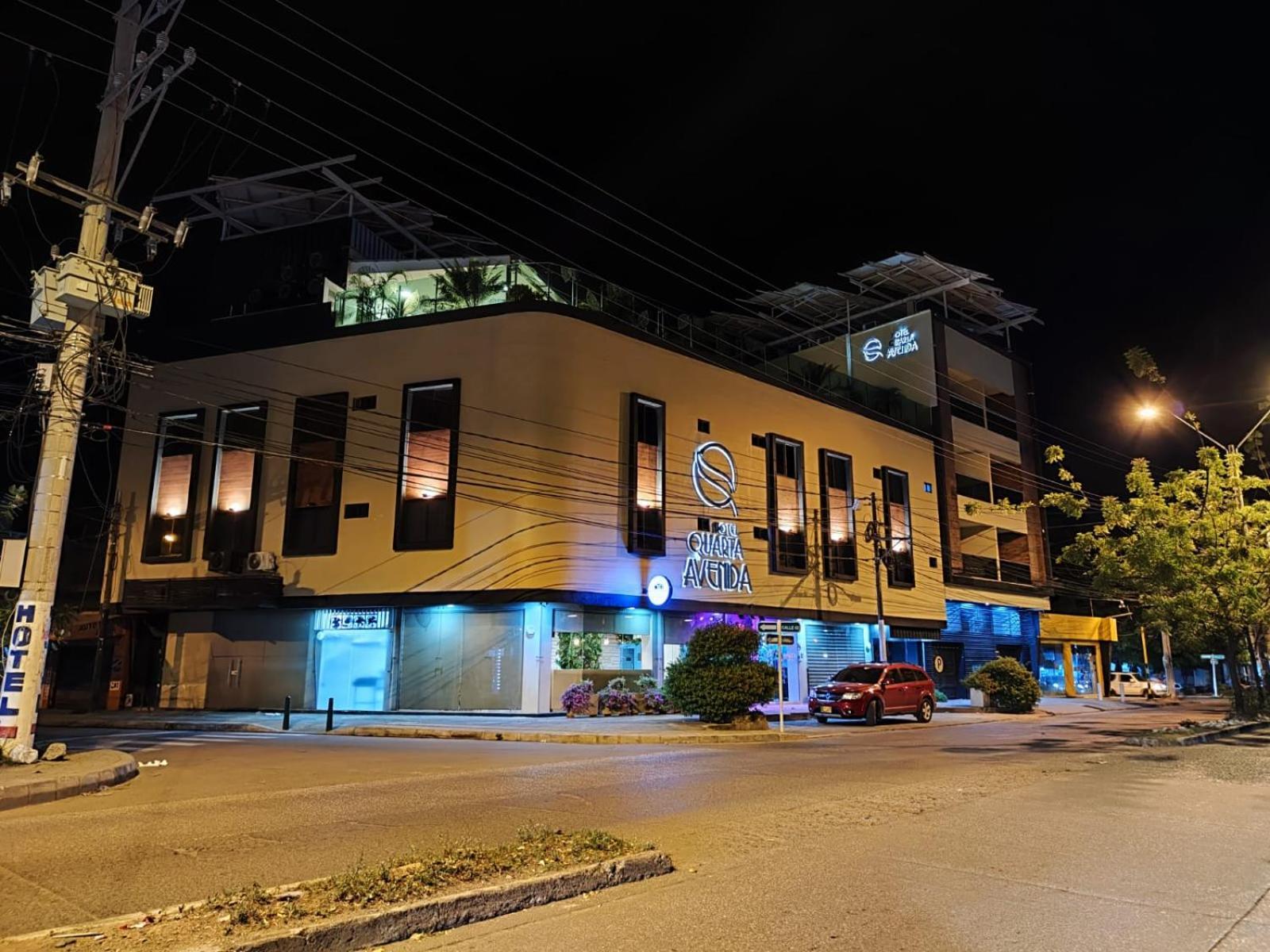 Hotel Quarta Avenida Монтерия Экстерьер фото