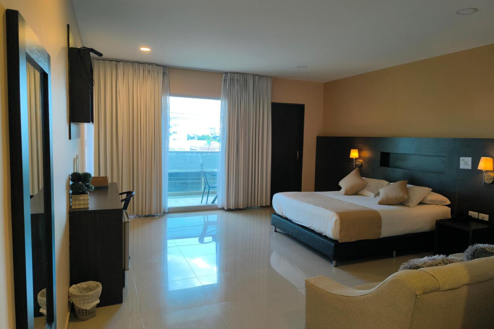 Hotel Quarta Avenida Монтерия Экстерьер фото